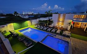 Aruba Boutique & Art Hotel - Adults Only